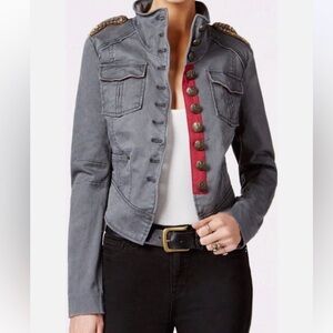 ⚔️Free People Shrunken Officer jacket.EUC
